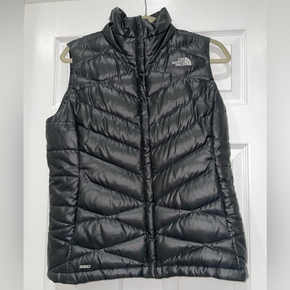 The North Face 550 dark grey vest - Picture 2 of 11